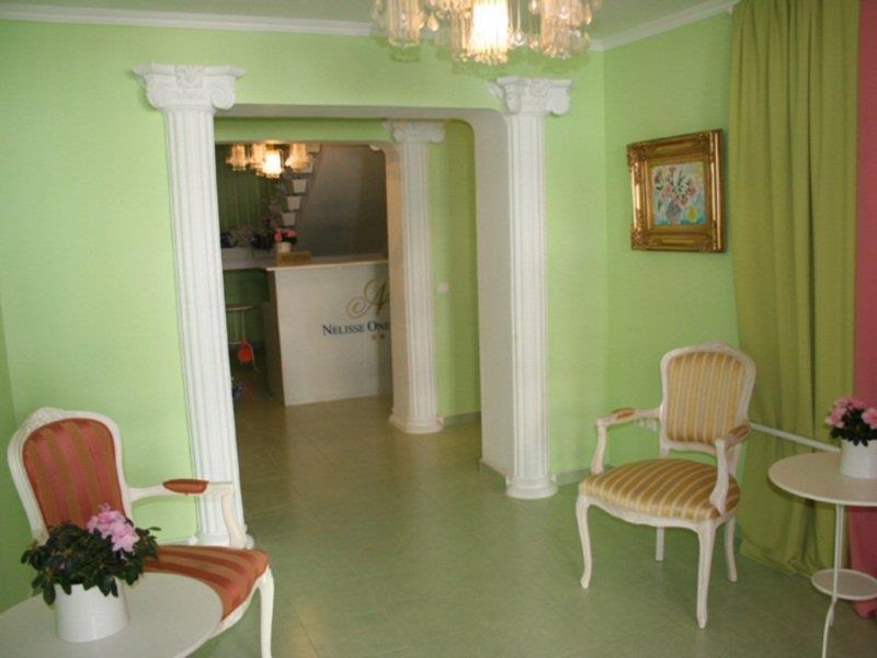 Hotel Nelisse Bukarest Beltér fotó